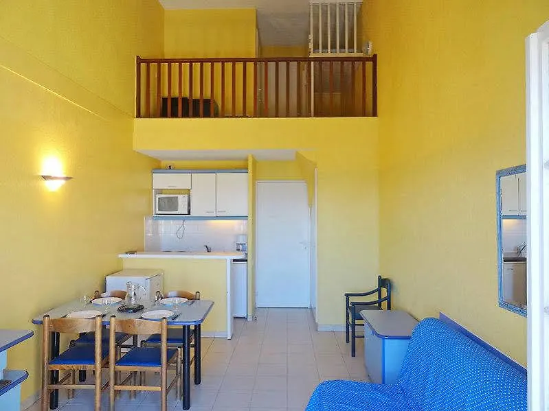 Hotel Les Marines Du Roussillon Gassin 2*,  Francia